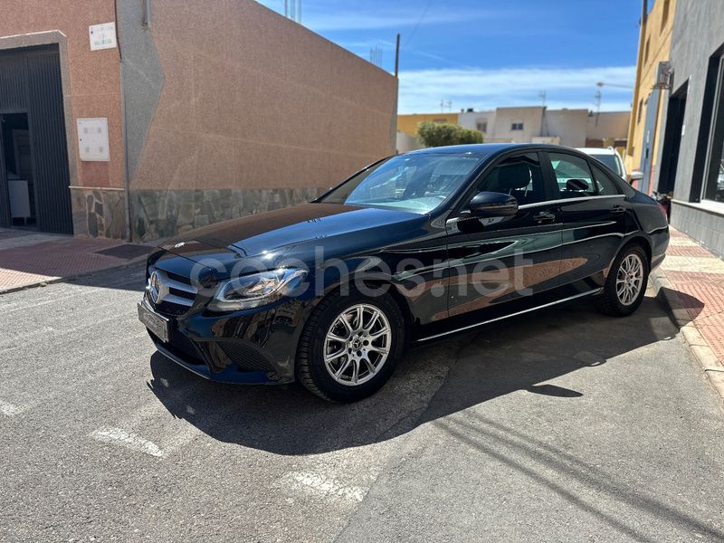 Usado Mercedes C200 160 CV (117 kW) 2021 Negro Berlina
