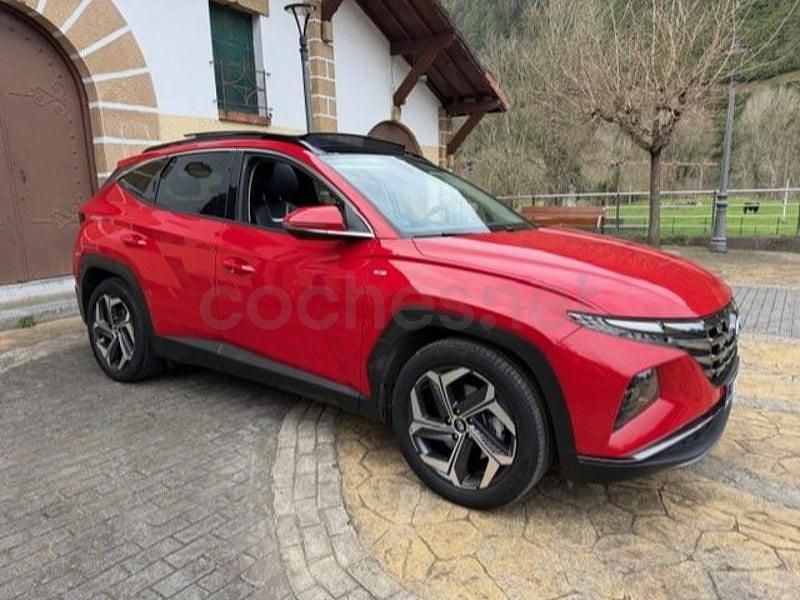 Usado Hyundai Tucson Style 136 CV (100 kW) 2022 Rojo SUV