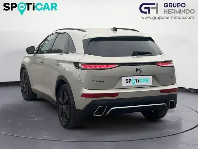 Usado DS Automobiles DS7 Crossback 225 CV (165 kW) 2023 Gris SUV