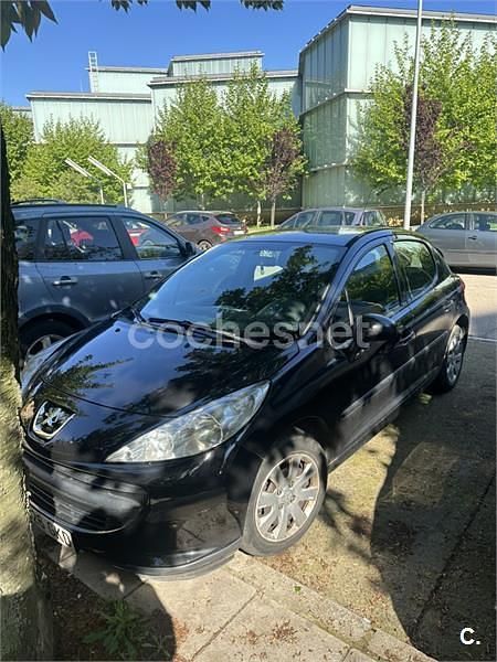 Usado Peugeot 207 75 CV (55 kW) 2008 Negro Berlina
