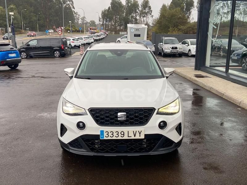 Usado Seat Arona Style Plus 110 CV (80 kW) 2022 Blanco SUV