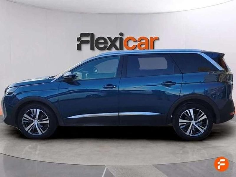 Usado Peugeot 5008 Allure 136 CV (100 kW) 2024 Azul SUV