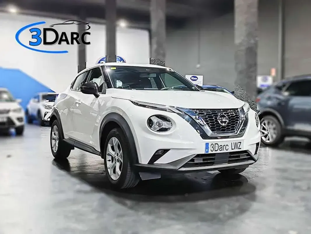 Używany Nissan Juke Acenta 114 KM (83 kW) 2022 Biały SUV
