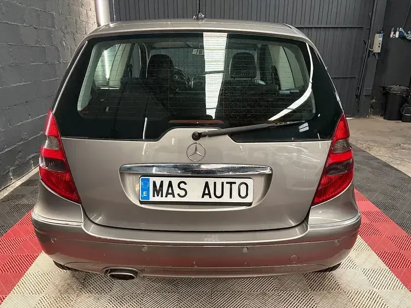Käytetty Mercedes A180 Avantgarde 109 HP (80 kW) 2006 Peessi Sedan