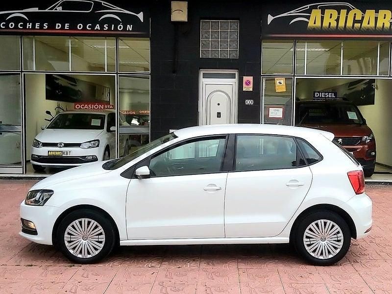 Usado VW Polo 95 CV (69 kW) 2017 Blanco Berlina