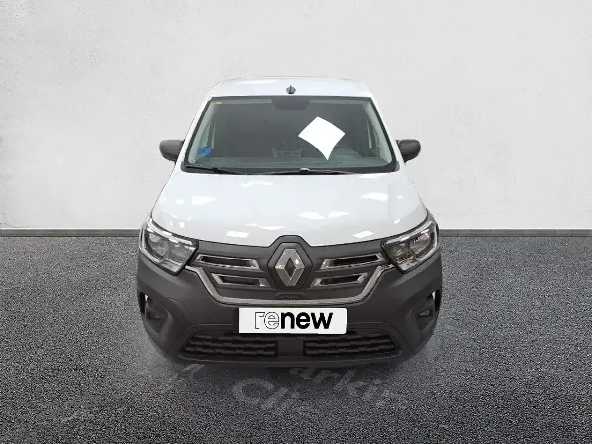 Usado Renault Kangoo 88 kW (120 CV) 2022 Blanco Monovolumen