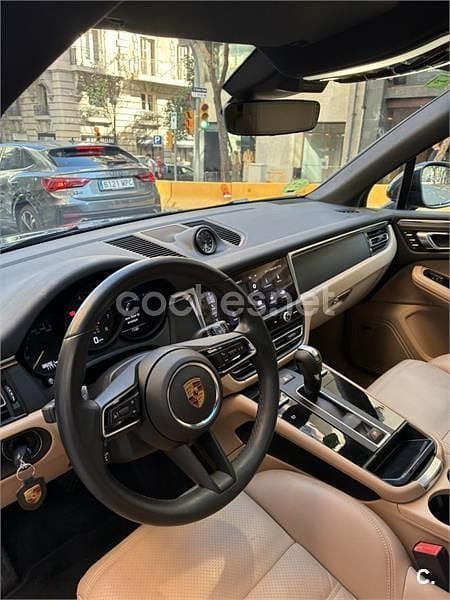 Używany Porsche Macan 245 KM (180 kW) 2022 Niebieski SUV