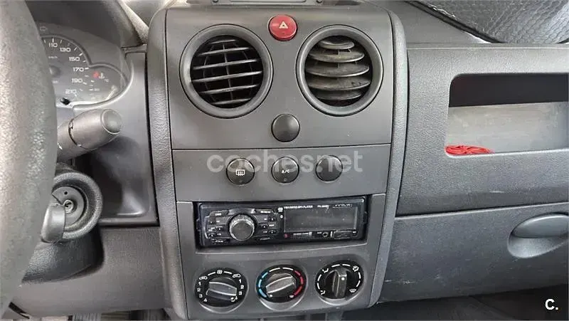 Usado Citroën Berlingo 75 CV (55 kW) 2009 Blanco Monovolumen