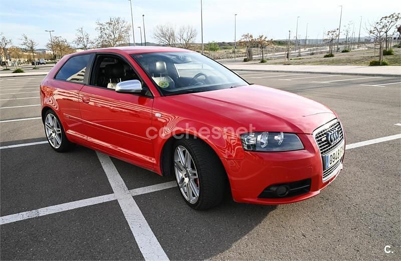 Usado Audi A3 Ambition 140 CV (102 kW) 2007 Rojo Utilitario