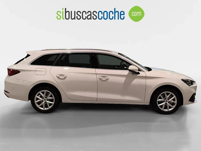 Usado Seat Leon Style 115 CV (84 kW) 2025 Blanco