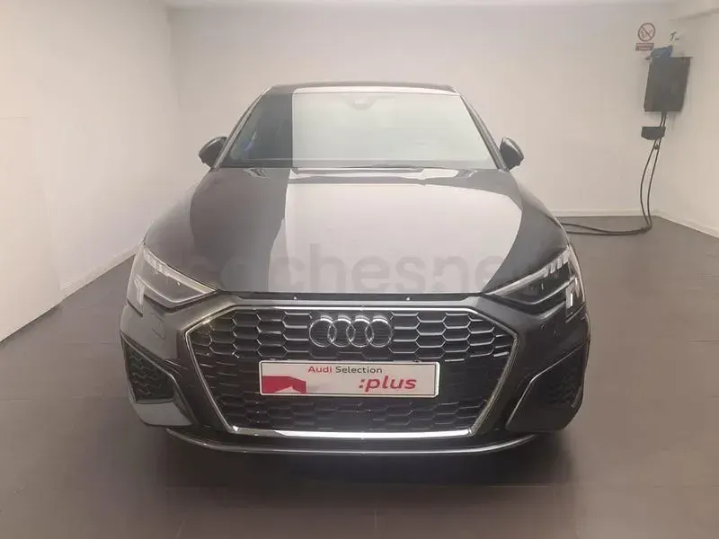 Usado Audi A3 S-Line 204 CV (150 kW) 2022 Gris / plata Berlina
