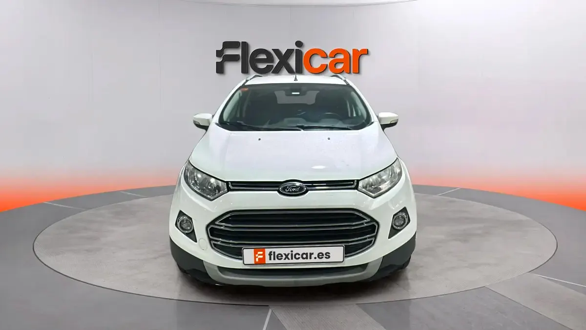Usado Ford Ecosport Titanium 112 CV (82 kW) 2017 Blanco SUV