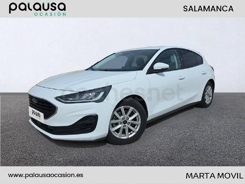 Usado Ford Focus Trend 120 CV (88 kW) 2022 Blanco Berlina