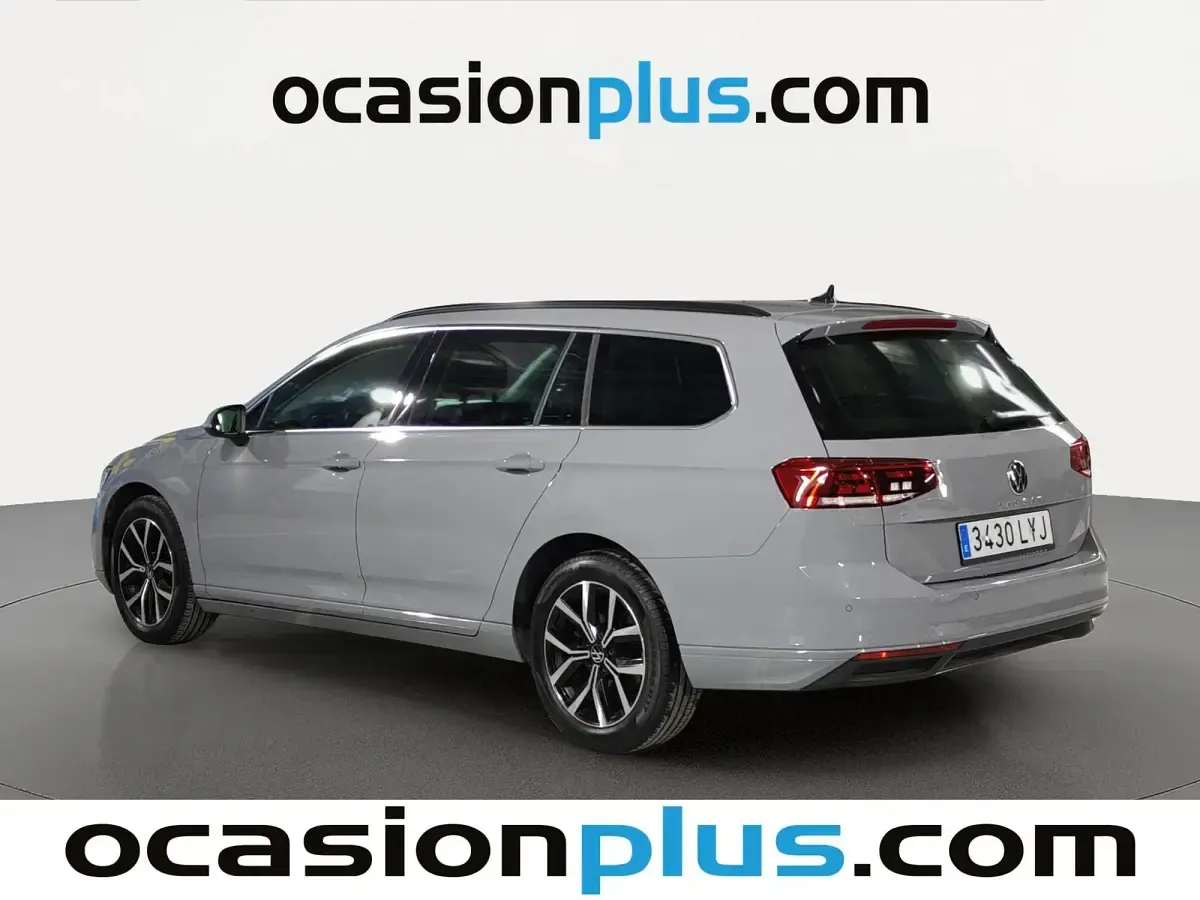 Occasion VW Passat Executive 150 ch (110 kW) 2022 Gris Break