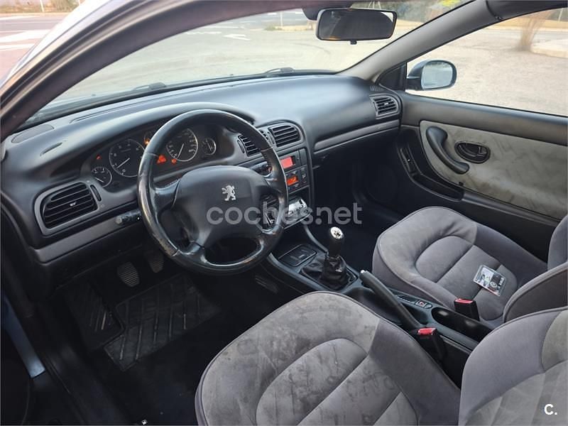 Usado Peugeot 406 Coupe 138 CV (101 kW) 2000 Azul Coupe