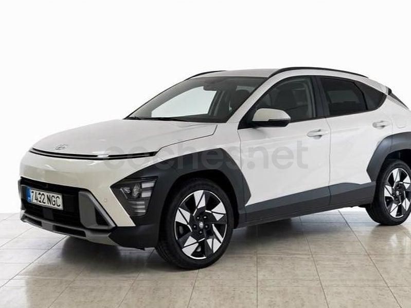 Usado Hyundai Kona 100 CV (73 kW) 2025 Blanco SUV