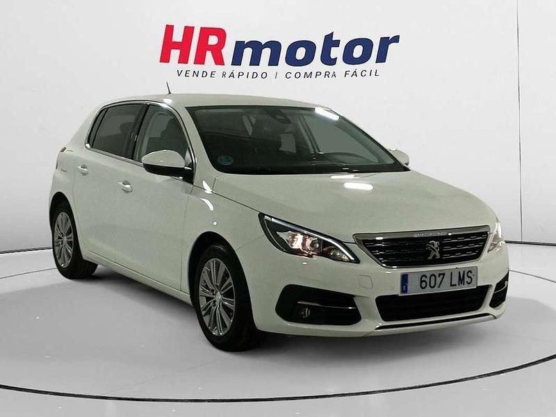 Blanco Usado 2021 Peugeot 308 Allure Utilitario | 11.490 € (Precio justo) - Imagen 1/4
