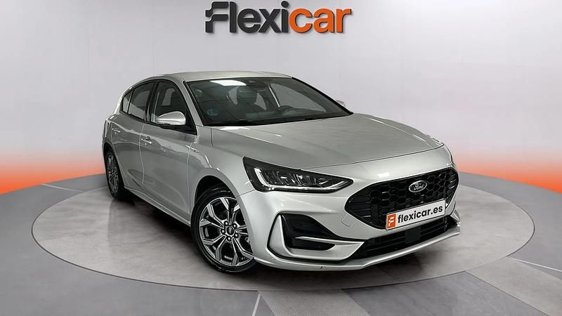 Usado Ford Focus ST-Line 125 CV (91 kW) 2023 Gris Berlina
