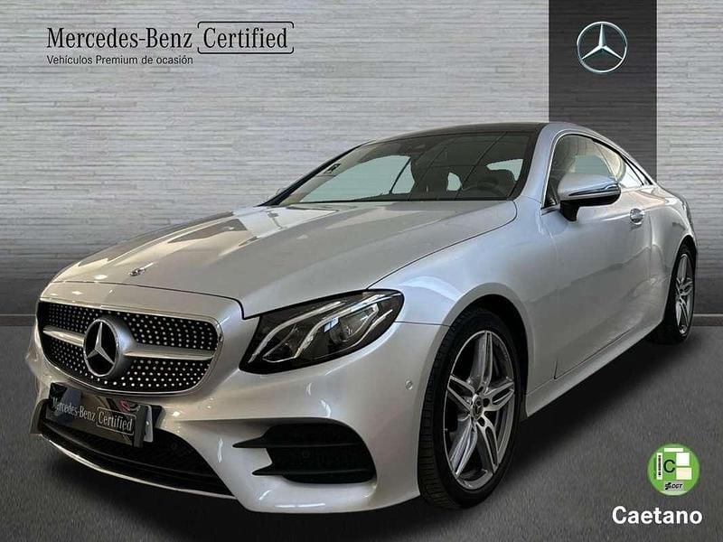 Usado Mercedes E220 194 CV (142 kW) 2020 Plateado Coupe