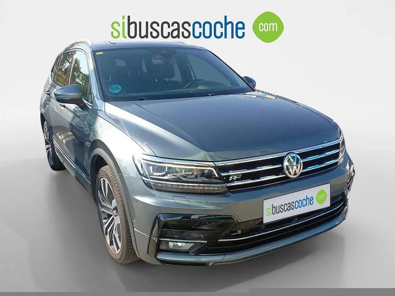 Usado VW Tiguan Allspace Sportline 190 CV (139 kW) 2020 Negro SUV