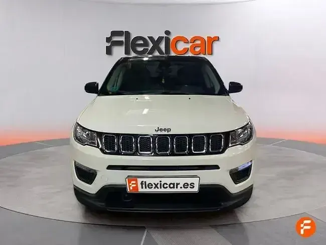 Usado Jeep Compass Limited 140 CV (102 kW) 2019 Blanco SUV