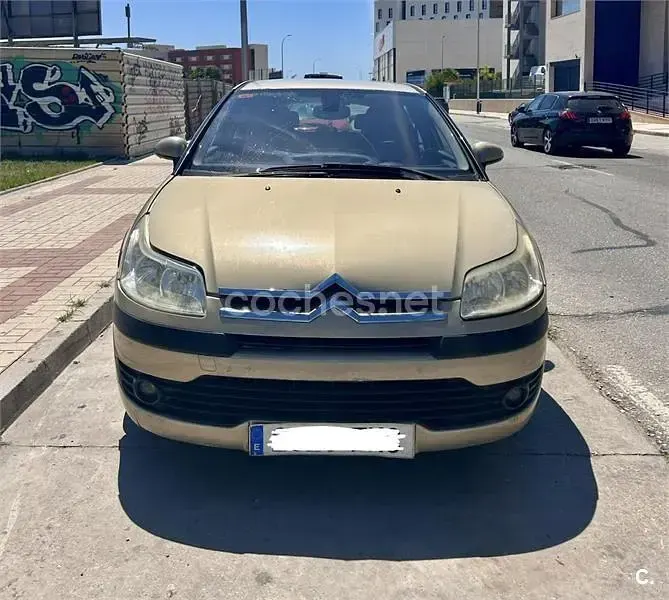 Usado Citroën C4 110 CV (80 kW) 2006 Beige Berlina