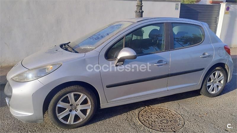 Usado Peugeot 207 90 CV (66 kW) 2007 Gris / plata Berlina