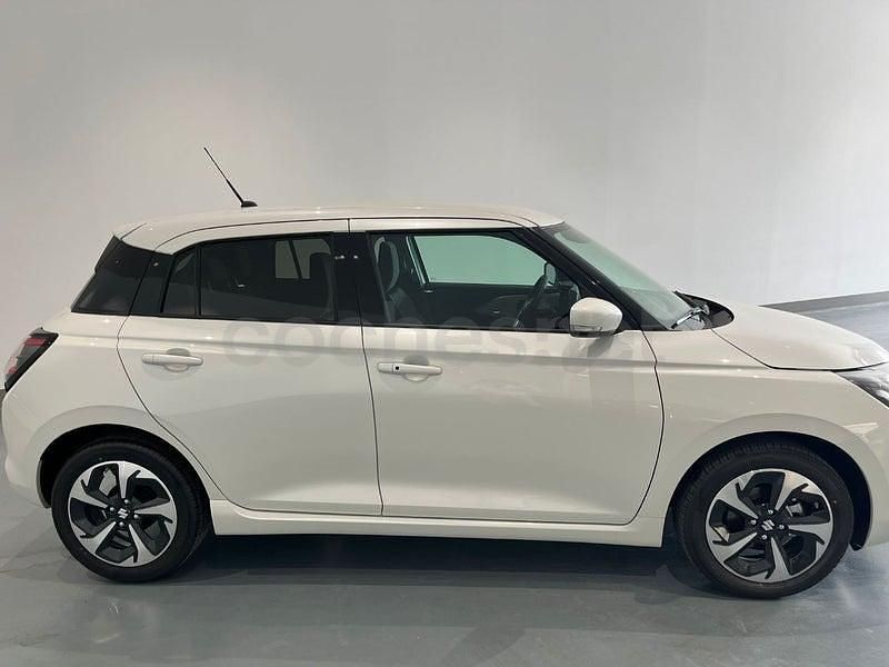 Nuevo Suzuki Swift 83 CV (61 kW) 2025 Blanco Utilitario