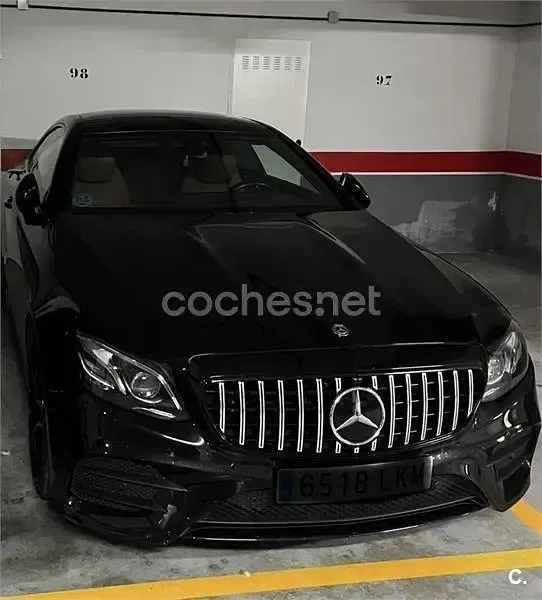 Usado Mercedes E350 286 CV (210 kW) 2020 Negro Coupe