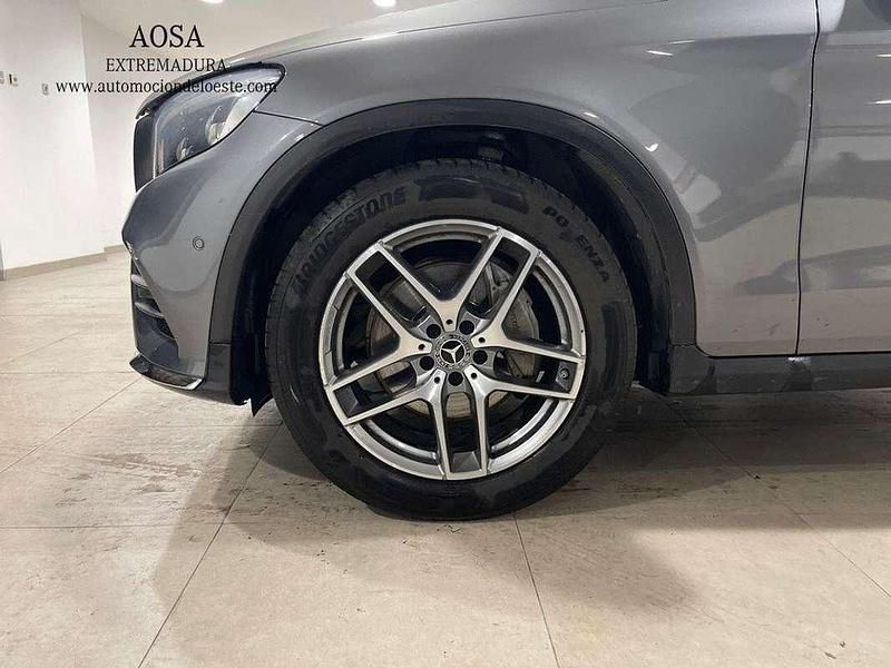 Usado Mercedes GLC250 AMG line 213 CV (156 kW) 2017 Gris Coupe