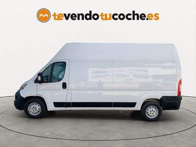 Usado Peugeot Boxer 140 CV (102 kW) 2022 Blanco Van