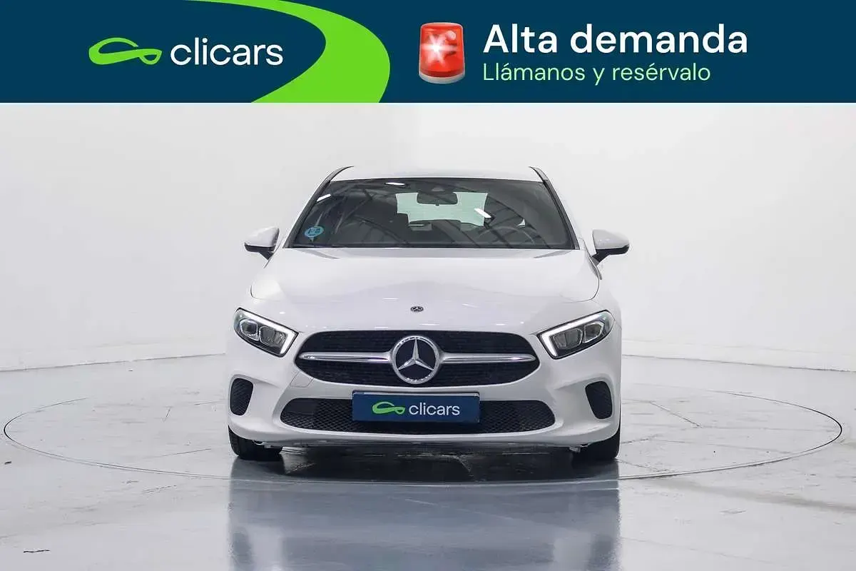 Usado Mercedes A180 116 CV (85 kW) 2021 Blanco Utilitario