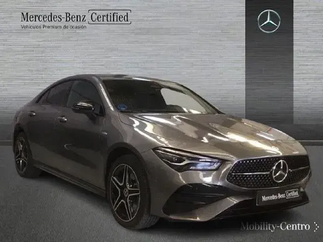 Usado Mercedes CLA250e AMG line 218 CV (160 kW) 2025 Gris Coupe
