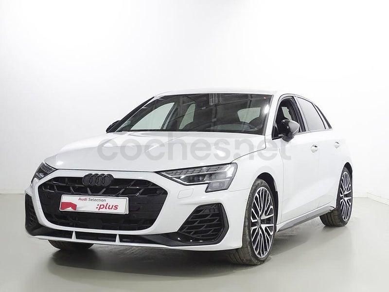 Usado Audi A3 Advanced 333 CV (244 kW) 2024 Blanco Berlina