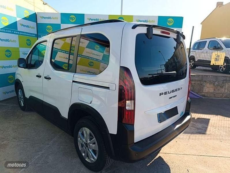 Nuevo Peugeot Rifter Allure 100 CV (73 kW) 2025 Blanco Monovolumen