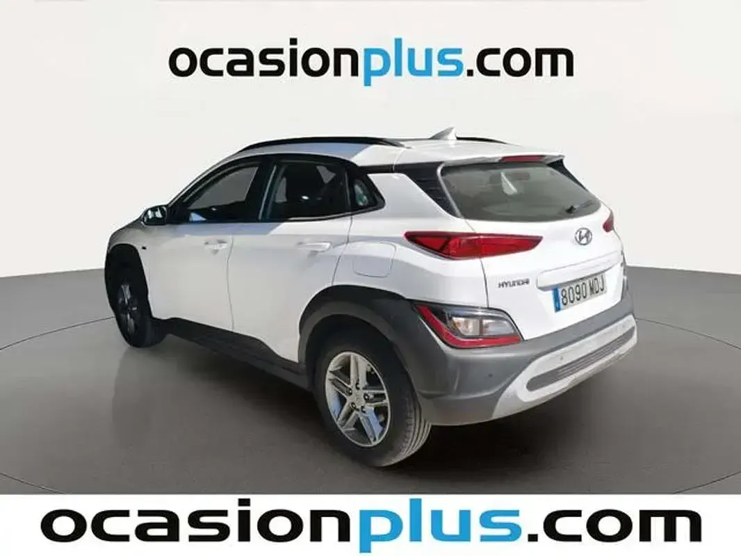 Usado Hyundai Kona 120 CV (88 kW) 2023 Blanco SUV