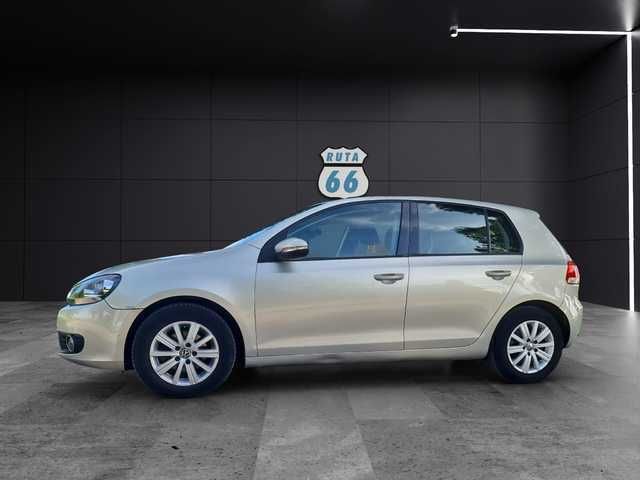 Usado VW Golf VI Advance 105 CV (77 kW) 2009 Gris / plata Utilitario