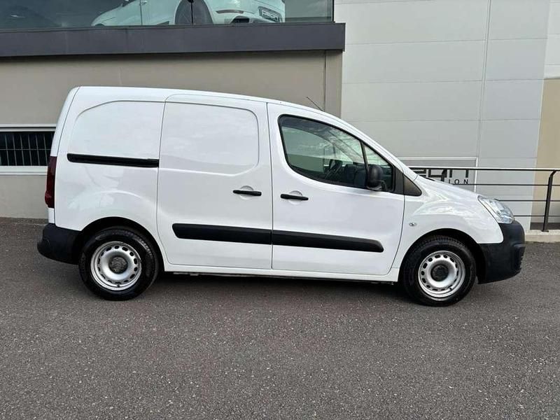 Usado Citroën Berlingo Feel 76 CV (55 kW) 2018 Blanco Monovolumen