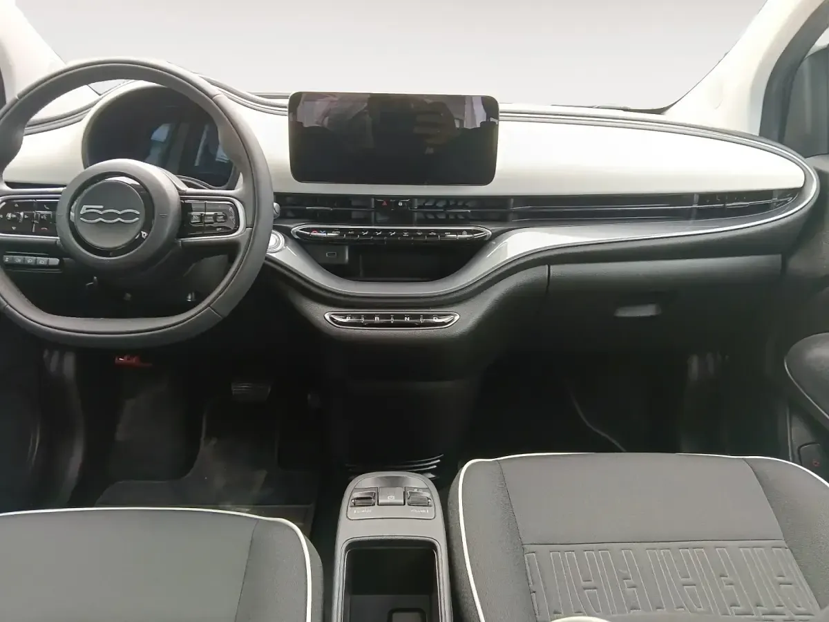 Usado Fiat 500e 69 kW (95 CV) 2024 Blanco Utilitario