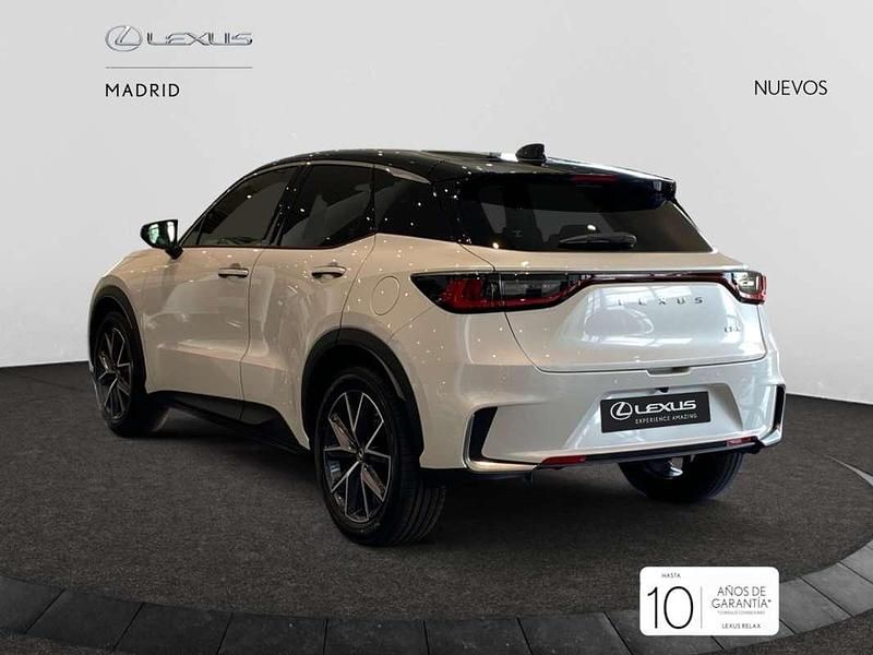 Nuevo Lexus LBX 136 CV (100 kW) 2025 Blanco SUV