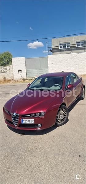 Granate Usado 2006 Alfa Romeo 159 Berlina | 7100 € (Precio justo) - Imagen 1/4