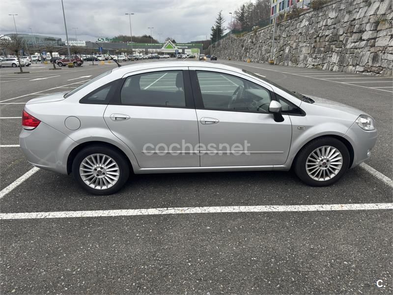 Gris / plata Usado 2008 Fiat Linea Active Berlina | 4800 € (Caro) - Imagen 1/4