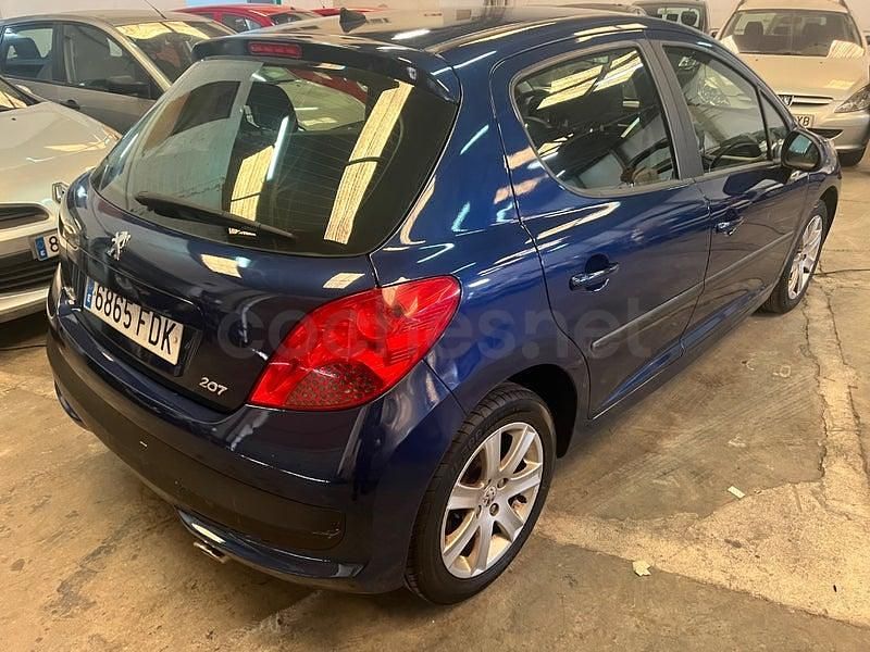 Usado Peugeot 207 110 CV (80 kW) 2007 Azul Berlina