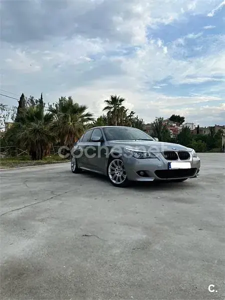 Usado BMW 525 Sport Line 163 CV (119 kW) 2004 Gris / plata Berlina