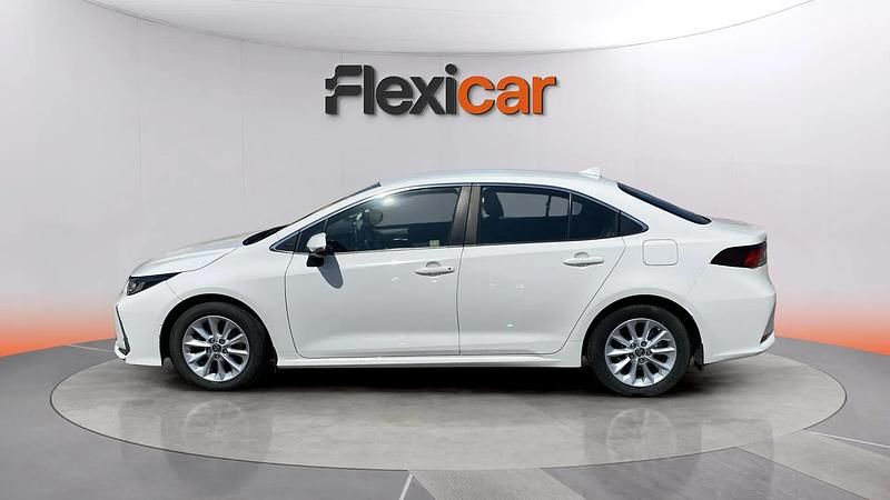 Usado Toyota Corolla Active 126 CV (92 kW) 2023 Blanco Berlina