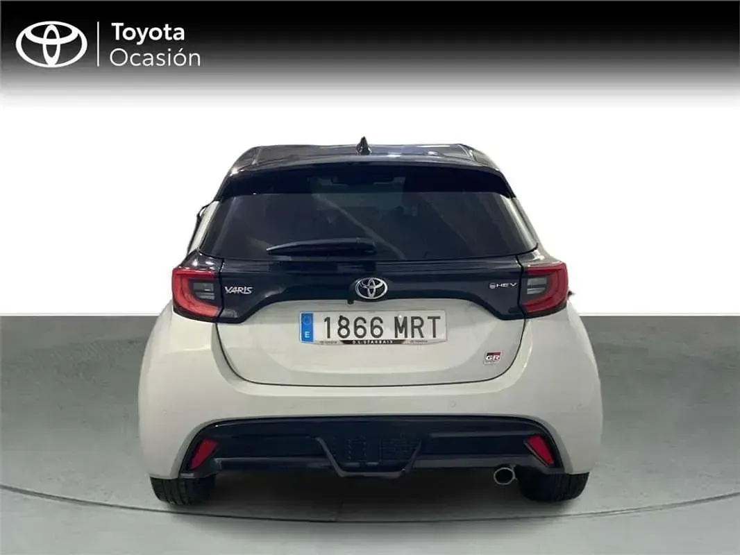 Usado Toyota Yaris Plus 131 CV (96 kW) 2024 Utilitario