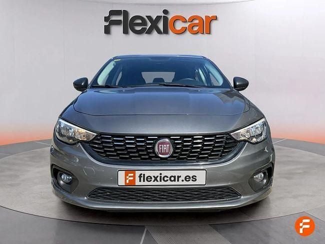 Usado Fiat Tipo Business 121 CV (88 kW) 2018 Gris Berlina