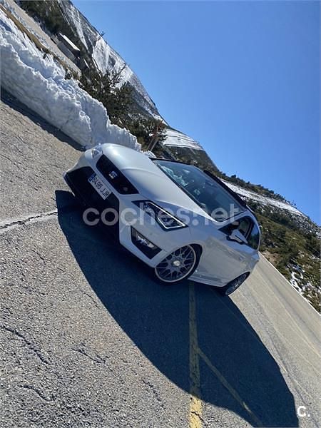 Usado Seat Leon FR 180 CV (132 kW) 2015 Blanco Berlina