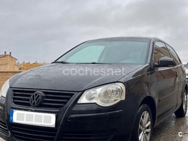 Negro Usado 2006 VW Polo Advance Berlina | 2650 € (Precio justo) - Imagen 1/4