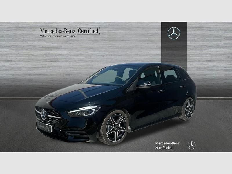 Negro noche Usado 2024 Mercedes B200 AMG line Monovolumen | 32.990 € (Precio justo) - Imagen 1/4